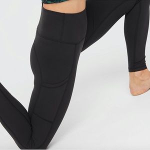 OFFLINE by Aerie The Hugger Legging Hi-Rise Ribbed Panels Size Medium Black